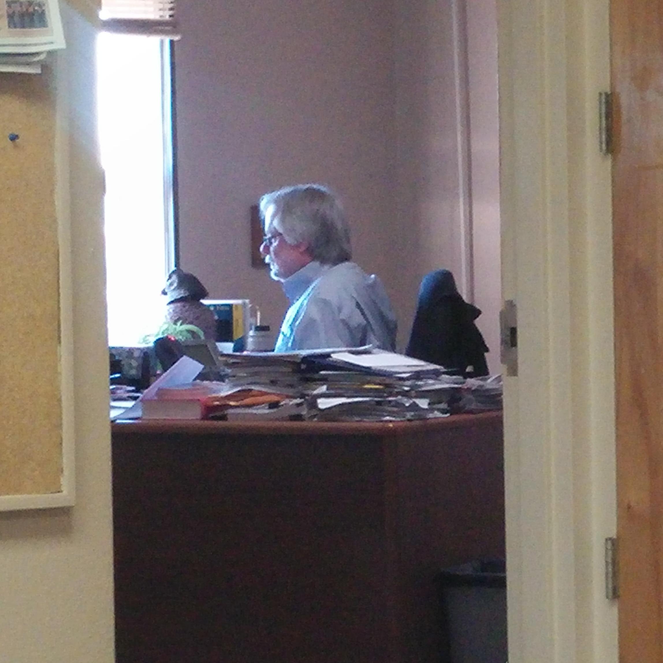 4estate's profile picture. Former Farmington Daily Times editor.  Now semi-retired and looking for a few good projects.