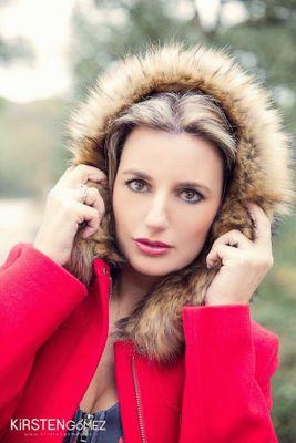 Fotógrafa profesional especializada en Moda y Publicidad. Se realizan trabajos Nacionales e Internacionales.