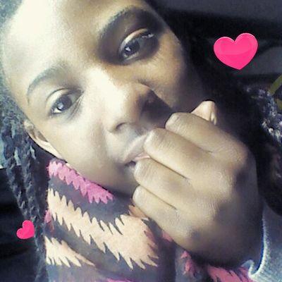 KalayshiaThomp1's profile picture. 