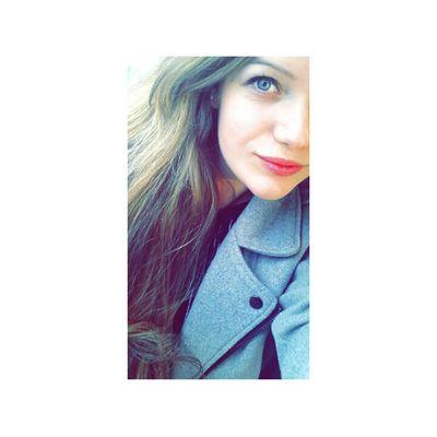 Don't love 1 don't love 2 but love the 1 who loves you ♡hou van mijn liefste vriendinnetje@xo_chenoa_xo