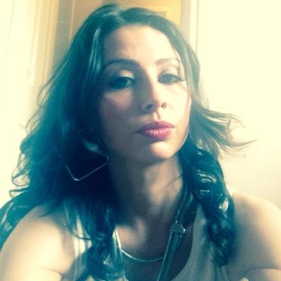 xmissxlenx's profile picture. Mother 💙
Raver 🎉
dnb 💛