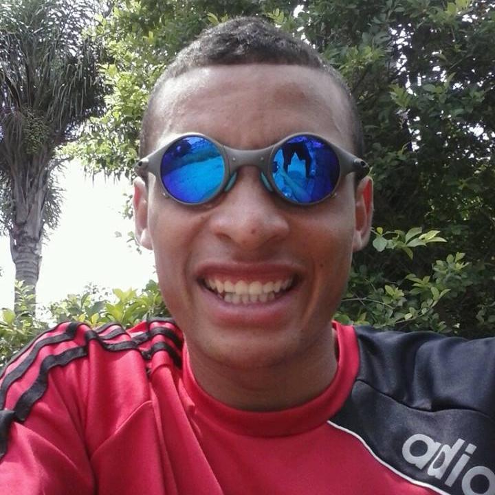 Cada erro é apenas uma oportunidade de aprender..fé em Deus ! b