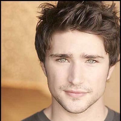 I'm not your average mutant. I was made in a lab. I grew up in a pod till I was rescued me/18/ Single/ Marvel RP/ Powers: telekinesis, telepathy, teleportation.