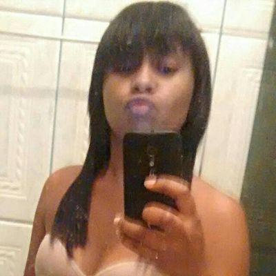 Viver sem ela meu irmão é muita treta, por isso eu to aqui nessa tristeza. Beleza rara o dom da natureza aquela mina era firmeza - http://t.co/E2ObGwK4ut?