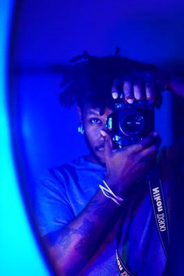 Musical artist and photographer. Born and raised in Inglewood Ca. bwbanksphotography (photography IG, tumblr), belvimusic85 (music IG),
