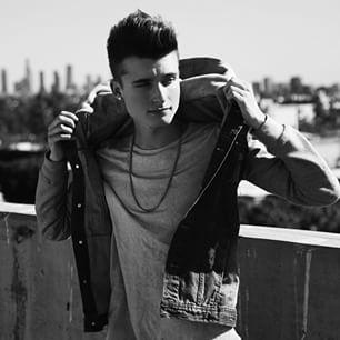 @WeeklyChris is Bae af❤