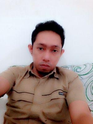 AdriyantoRicko's profile picture. berikan yg terbaik untuknya