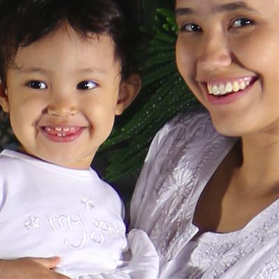 DonasiBox - Tempat Kami mewujudkan mimpi : untuk berbagi dengan putra dan putri balita terlantar & pendidikan sekolah Dasar seluruh Indonesia