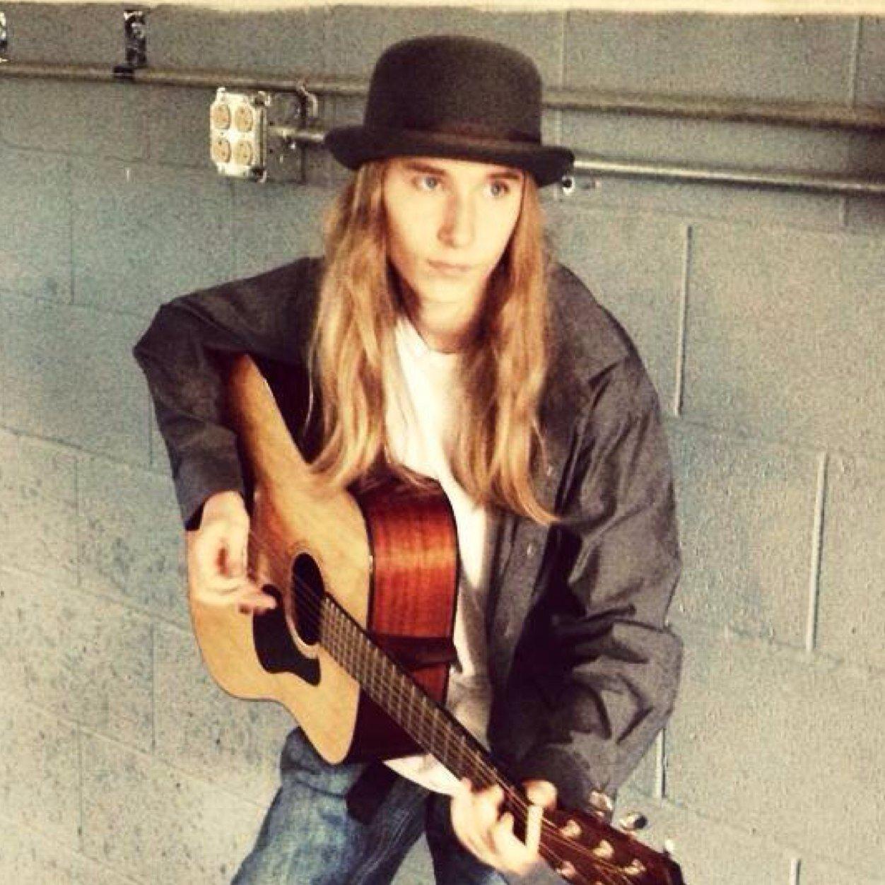 Sawyer The Voice (thevoicesawyer) Twitter