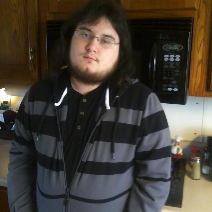 hi in chris i play video games and read and am going to school full time im a free spirit if you fallow me i will fallow back