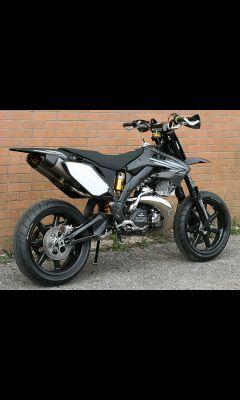 jameslebron1717's profile picture. 