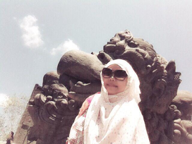 Accounting @Saranakulina |vegetarian | TRUST GOD & ALWAYS BELIEVE YOUR SELF |Email : Novideazra@gmail.com