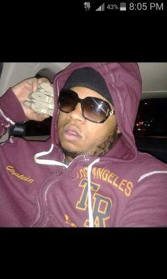 HEAVY_2X's profile picture. FAMILY N MONEY OVA EVERYTHING N GOD B4 ALL...ALL MY BITCHEZ LOVE ME..$ #TEAMFOLLOWBACC #HARDWORK #FROMNUTHIN2SUMTHIN