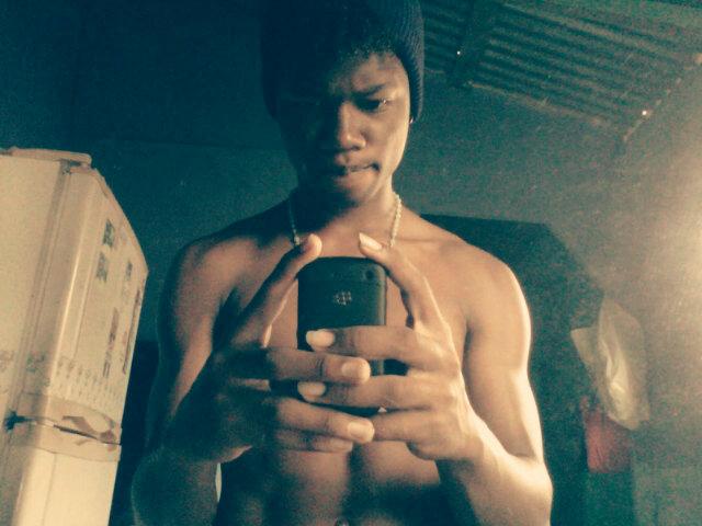 Ala mujeres se les enamora todos los d!as no solo cuando la vallas a perder #ToMa_Nota.. :')