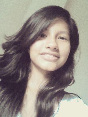 soloO! haciendo lokurasS! y divirtiendome... consejithO! RIE,SUEÑA Y NUNCA TE DES X VENCIDO!!! :3 ♥