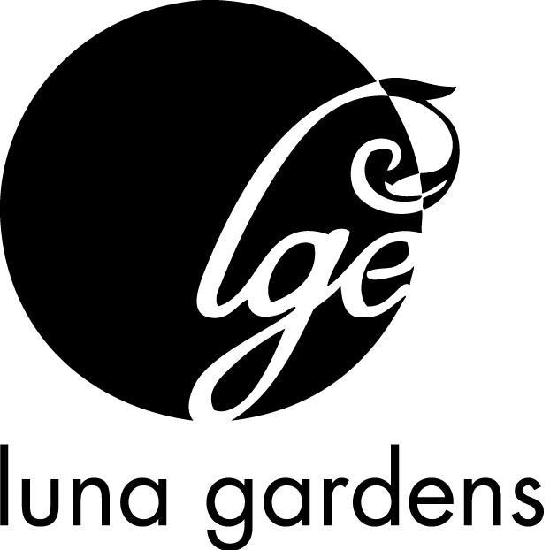 Internationally renowned Special Event and Floral Designer, Ricardo Luna, creates awe inspiring events for the Southern California area and around the world!