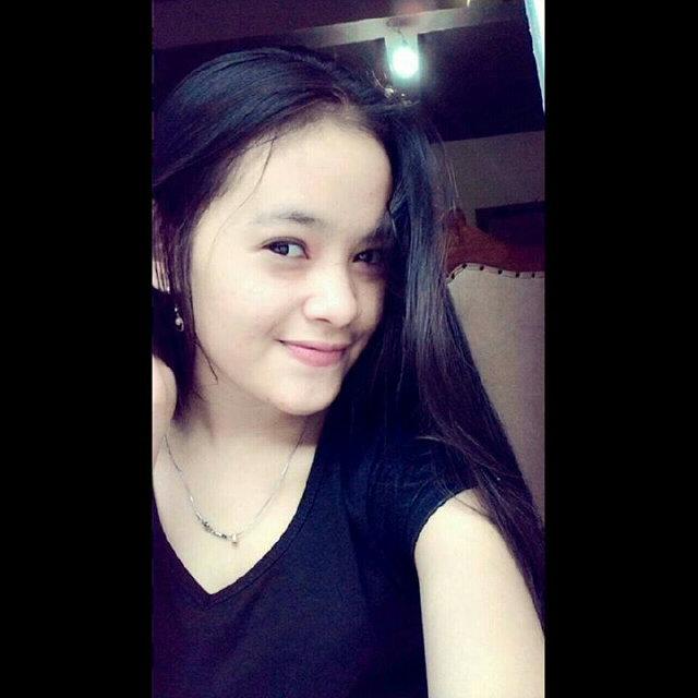 rhesyrahma's profile picture. IG:RhesyRahmaYusni |Path : Rhesy Rahma Yusni | Line : RhesyRahma24|24-JANUARI 1997