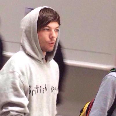 free follow from @otrakylie ! :-) retweet/favorite the link below!