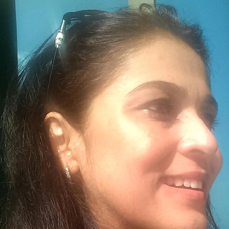 #SocialMedia Marketing Consultant, #VoiceOver Artist, #CrossCulture Specialist and a Faculty at #ArtofLiving