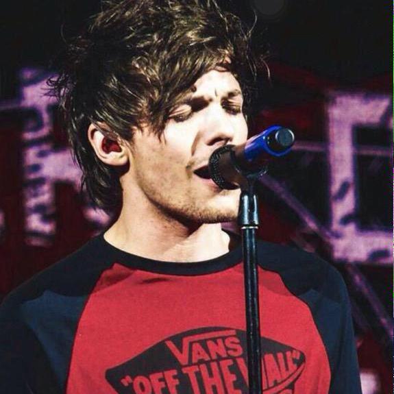 ~ @roguenouis ~