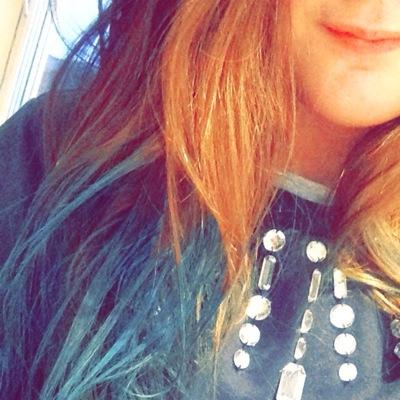 Hi, my name is Anna and am 11 years old, i love puppies and cats and so I love all other animals