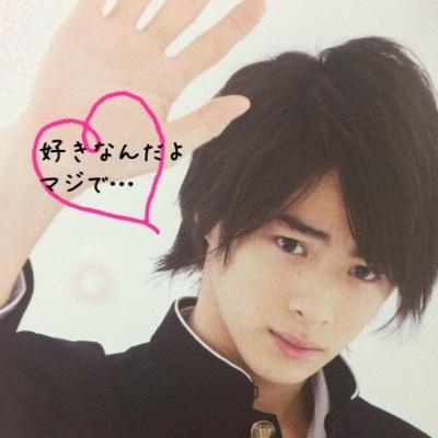 大学生♀(20)×社会人♂(35)｡o○ﾟ+　年の差恋愛エンジョイ勢です(੭ु ›ω‹ )੭ु⁾⁾　年の差カップルさんと絡めたらうれしい:D　♡20150125♡