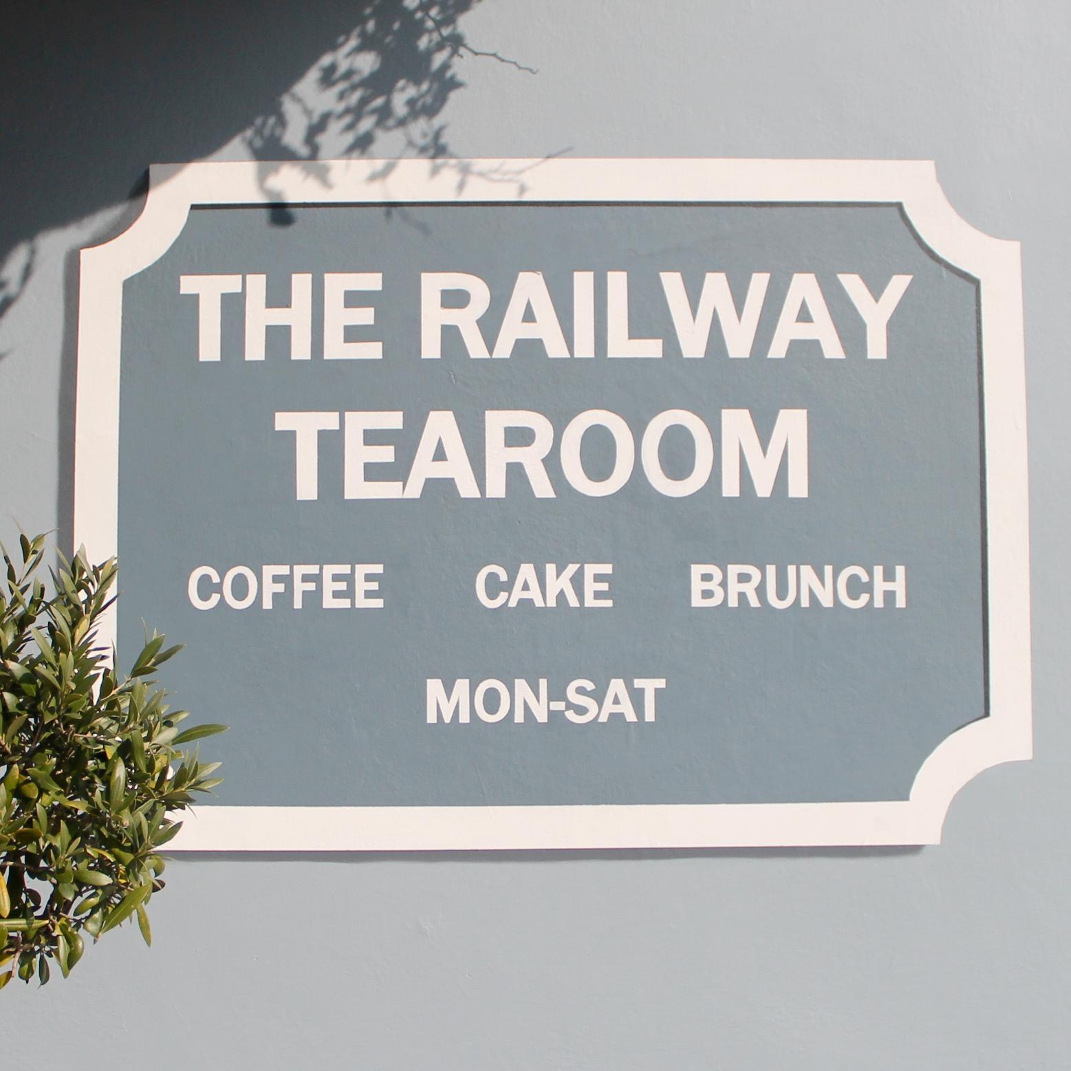 Teas, coffees & cake 9-5 Mon-Sat @TheRailwaySW16