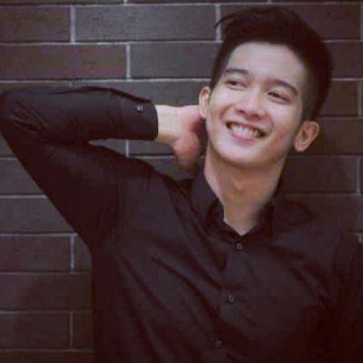 official twitter account! - Psychology Graduated! Naavagreen Indonesia 2015