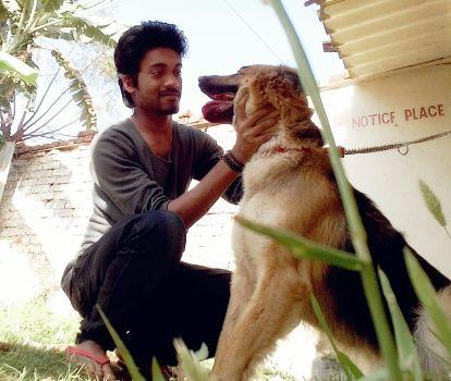 realvvk's profile picture. Seasons come & go. Bt I'll never change I'm on my way. Law abiding citizen. Organ Donor.