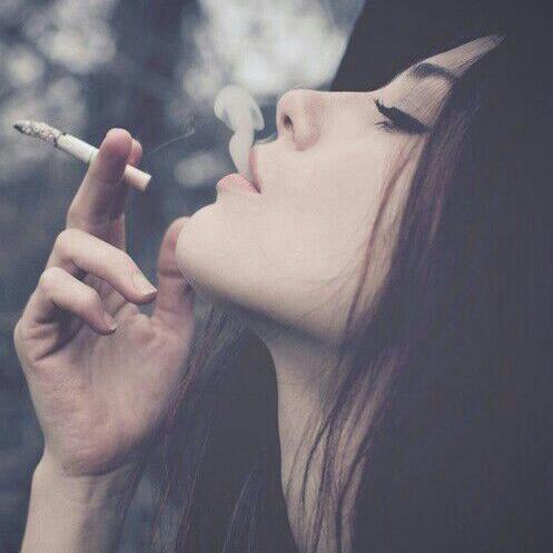 loret51909590's profile picture. 