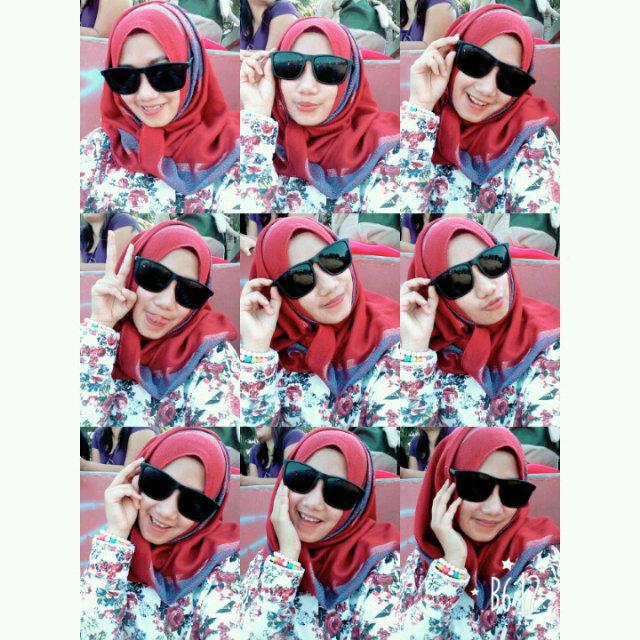 Linaaaa_94's profile picture. ¤ hidup ini pilihan, Apapun yang membuatmu sedih Tinggalkan!! Apapun yang membuatmu Tersenyum Pertahankan ¤.         ¤muslim¤.   ♥ @rionel91 ♥