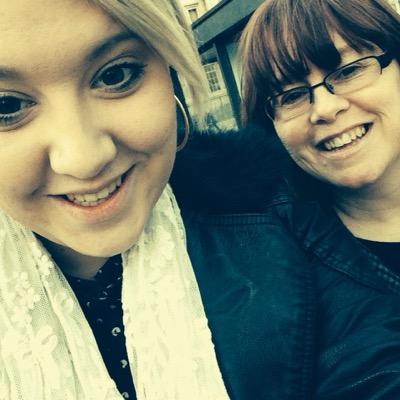 juliesm97180624's profile picture. 