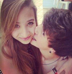 insta: univeersojoven
adms: joohdanielly e luiza500souza