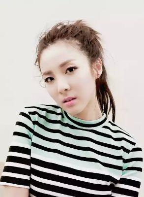 ❀; 1984 sandara park from 2ne1