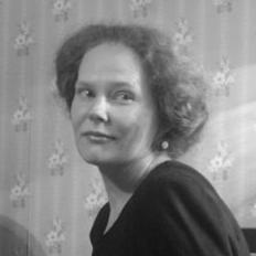 Compilation's profile picture. актриса, область интересов: medieval theatre