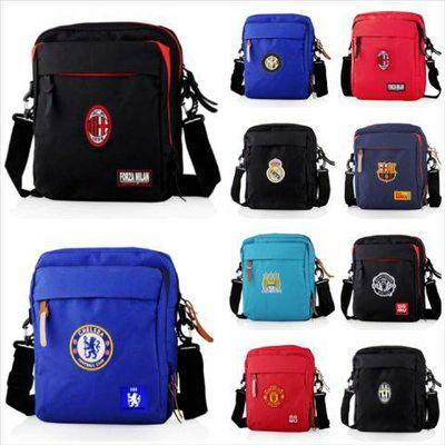 Menjual berbagai macam perlengkapan bola seperti Jaket,Tas,dsb | info order : sms: 085224095188 pin BB: 768FAC2 fanspage: republikbolaid