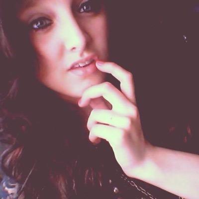 calliconrad's profile picture. instagram : calli.conrad ✌️