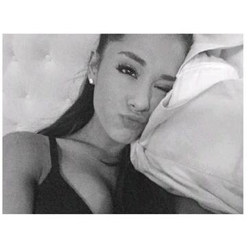 follow @itzGabbie cause she gave you this free follow ♛