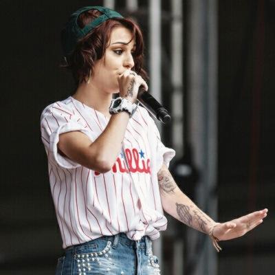 Hi I'm Anastasia Steel I'm 19. There isnt much to know about me. |taken by Niall James Horan❤️| My sister is Tessa
