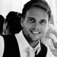 Sports Marketing bod @OctagonUK. @OfficialBHAFC fan. Opinions and witty chat predominantly plagiarised.