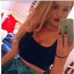 hey, I'm sophie, 21 and a bi feel free to add me ;) I do rp!!!!