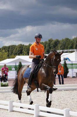 2 x bronze at paralympics London'12 
Dutch champion 2009, 2010, 2011, 2012, 2013, 2014 and 2015
2 x gold at EC 2015 Deauville