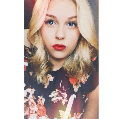 ReneeNele's profile picture. Nele
12
Single