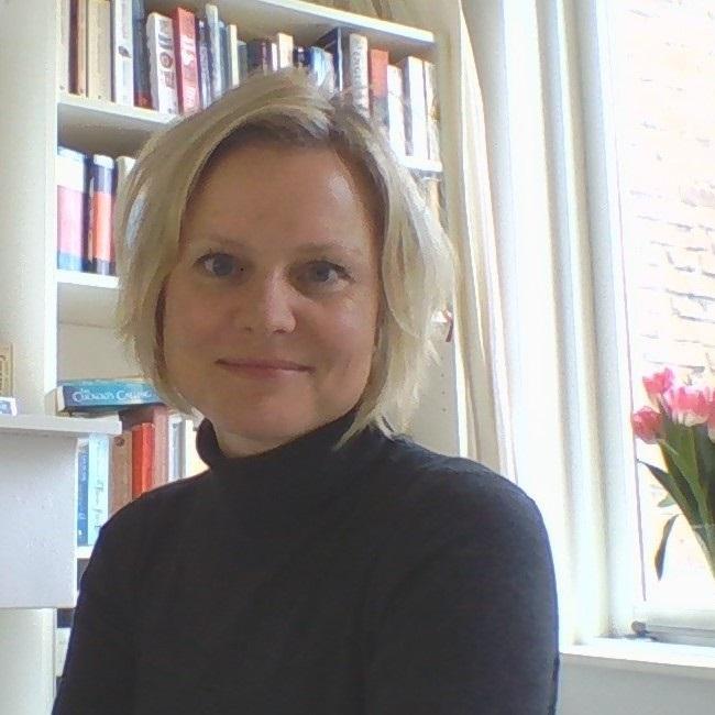 MoonColt's profile picture. English+Dutch native speaker, translator and copywriter.