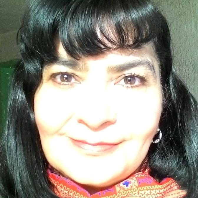 Sanadora espiritual y energética, imparto cursos, talleres y diplomados  de escuelas iniciáticas,  femeninas y masculinas.