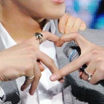 This place is specifically for Meigeni to voice out Love and Truth in the name of Wu Yifan and Meigeni. DM or mention to confess how you feel. ~Meigeni Zone~