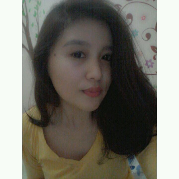 delvivonne's profile picture. 3 years advanced hotel management @IHSindonesia ♪ Front Desk Agent @ Novotel Solo♪ ~ ask.fm @delvivonne