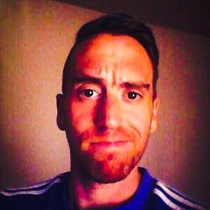 Massive Chelsea fan, from my armchair of course. Can only talk on Twitter. #COMMITTED