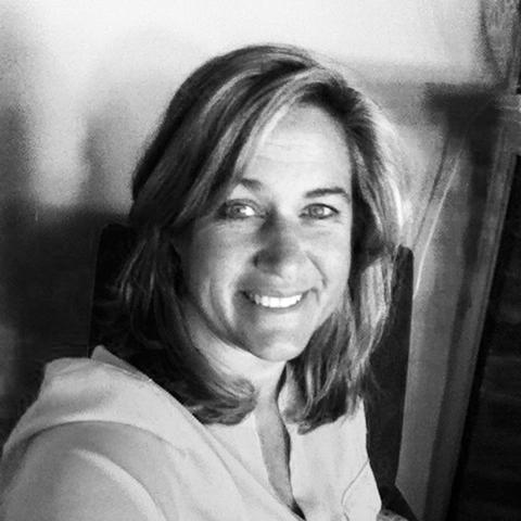 rikkiconley5's profile picture. Former Architect turned Real Estate Agent, Rikki works with clients to find them the perfect home or help sell their existing one.