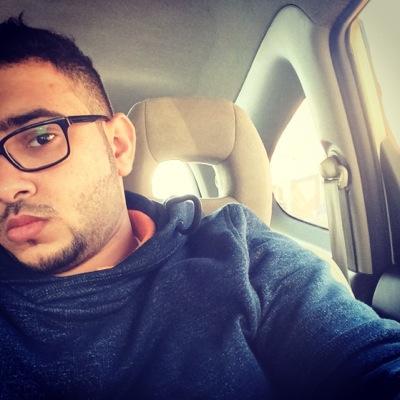 #18 sana 3aysh f ksa-jeddah..B7b l bnat l osyra..bakrh l mo7n..follow w hatla2y l follow back f afak #whatsapp :00966557795416 #instgram :ahmed_aattar